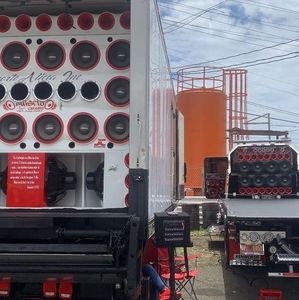 Meet your Posher, Luis